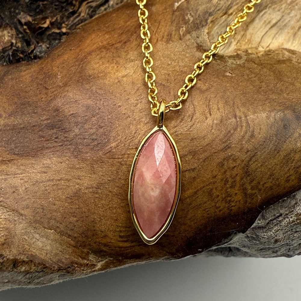 Gorjana Pink Rose Quartz Marquise Pendant Necklace 18k Gold Plated Adjustable - Picture 2 of 9